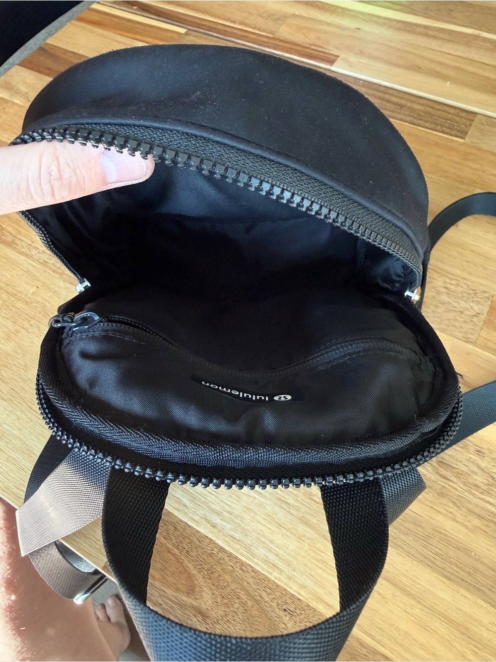 lululemon athletica Knit Nylon Micro Backpack 4L - Black - Picture 9 of 10